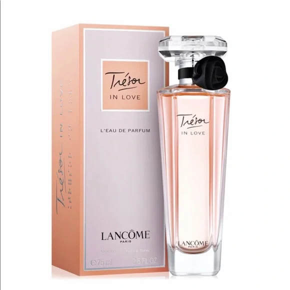 Lancôme Tresor In Love perfume - Picture 1 of 6